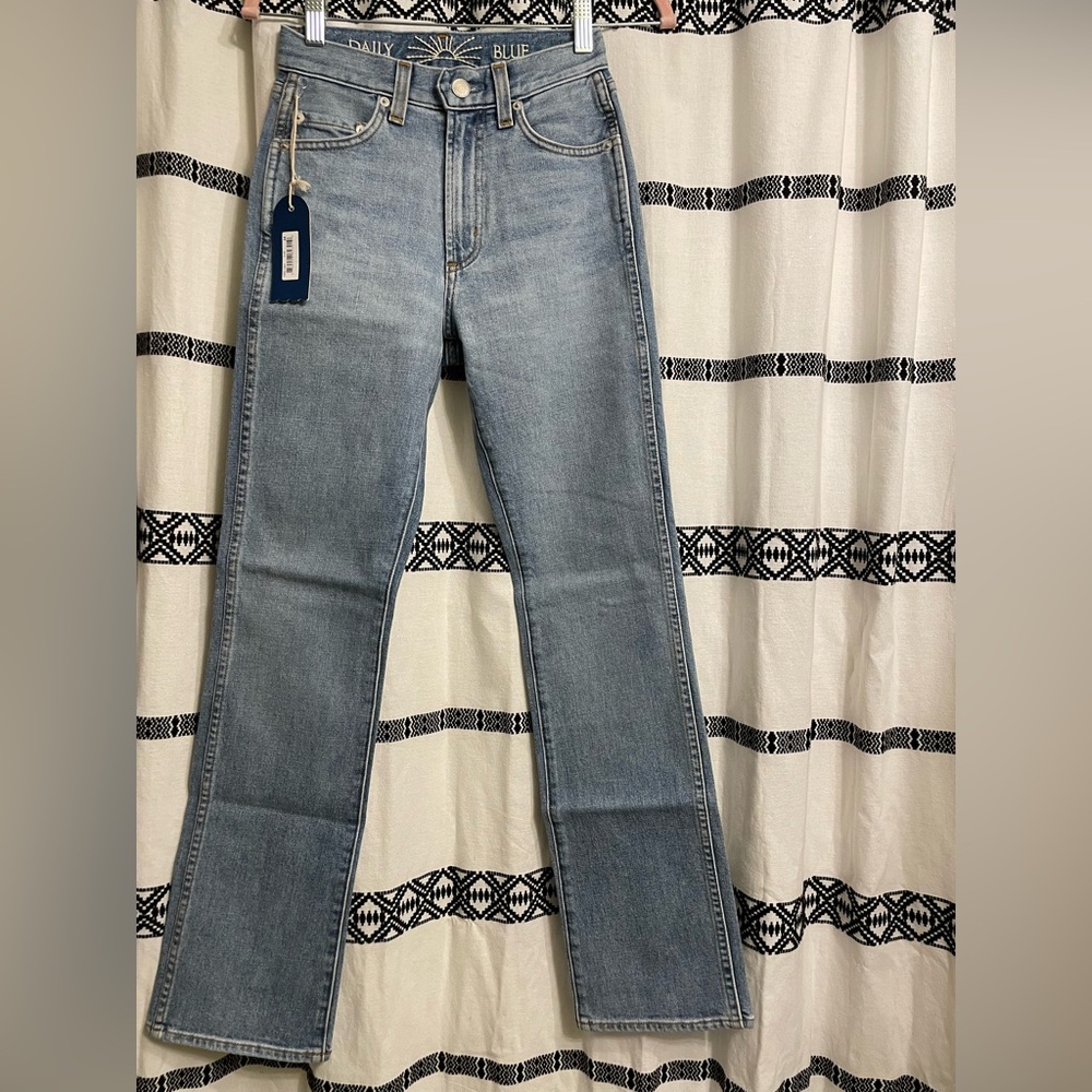 Daily blue straight leg jeans 24